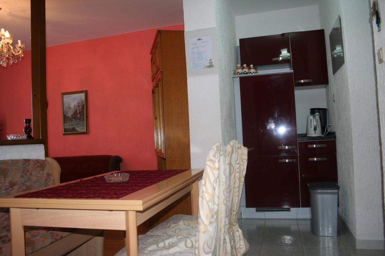 Apartmani Jankov Krk Town Kültér fotó