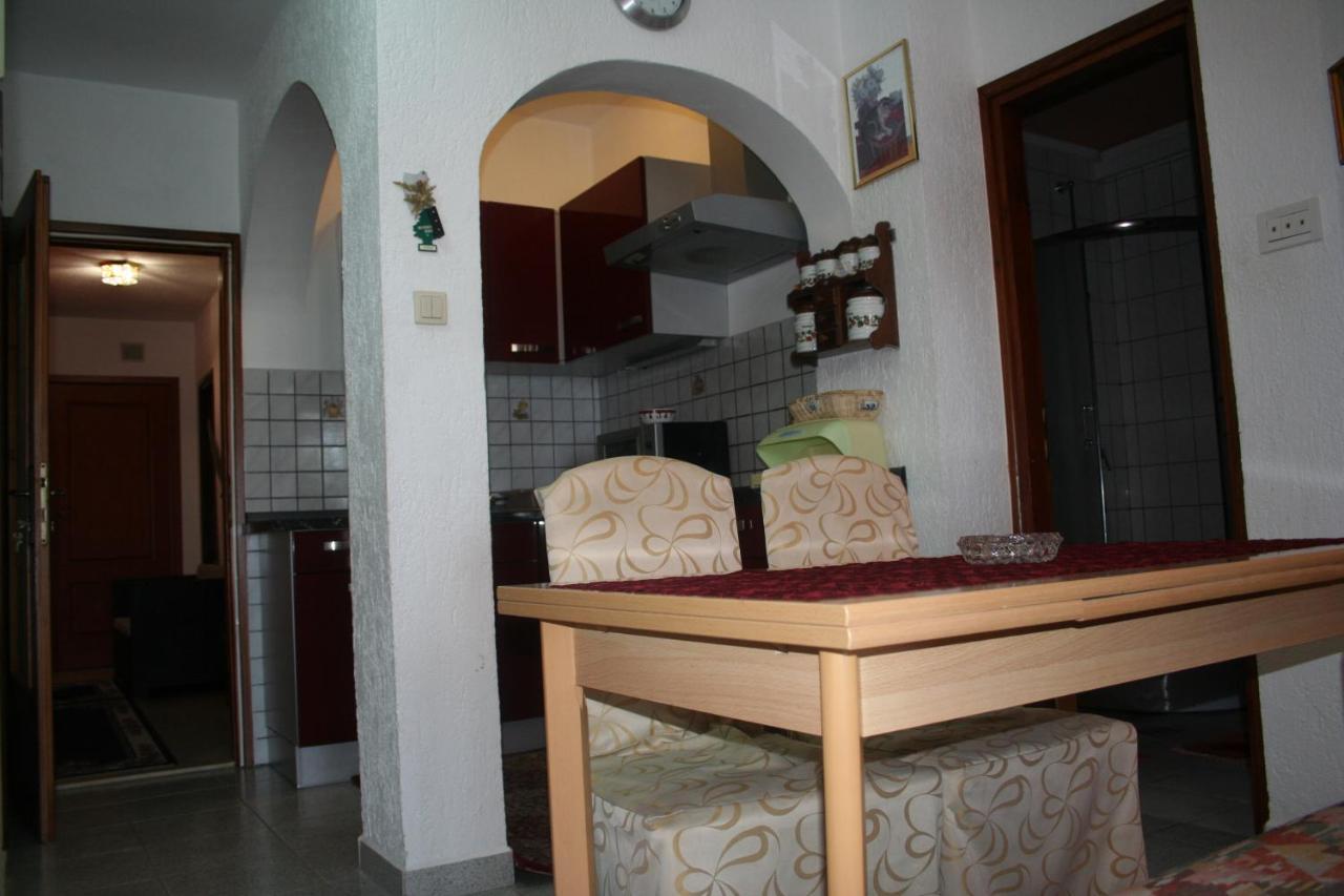 Apartmani Jankov Krk Town Kültér fotó